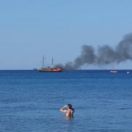 φωτια ροδος