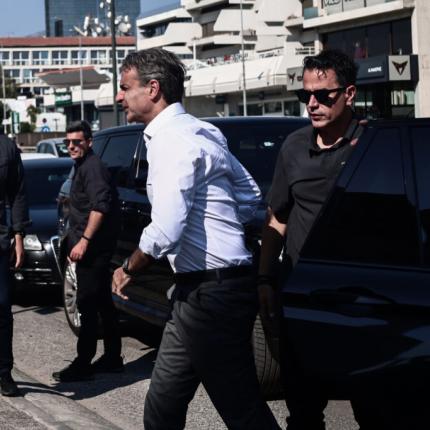 Ενημερώθηκε για τις φωτιές ο Κυριάκος Μητσοτάκης