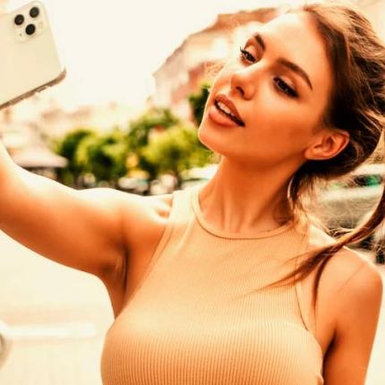 selfie