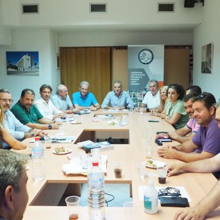 Συνάντηση του Αλέξη Καλοκαιρινού με τη Διοίκηση της ΟΕΒΕΝΗ
