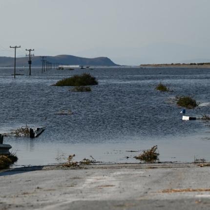 λίμνη κάρλα πλημμύρες