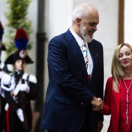 Μελόνι Ράμα