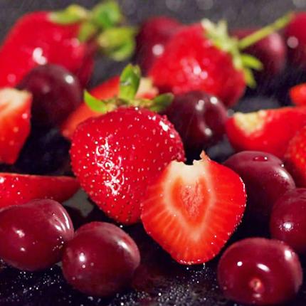 φράουλες - κεράσια