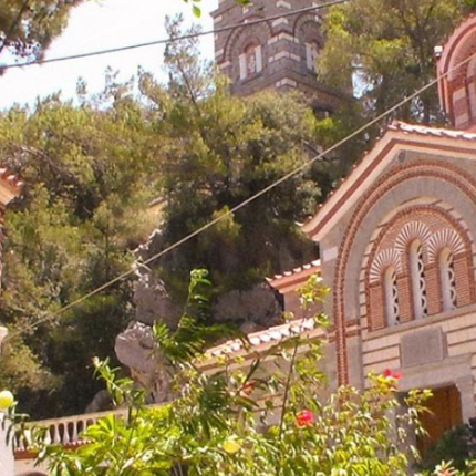 μονή