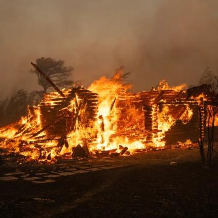 σπίτι φωτια αττικη