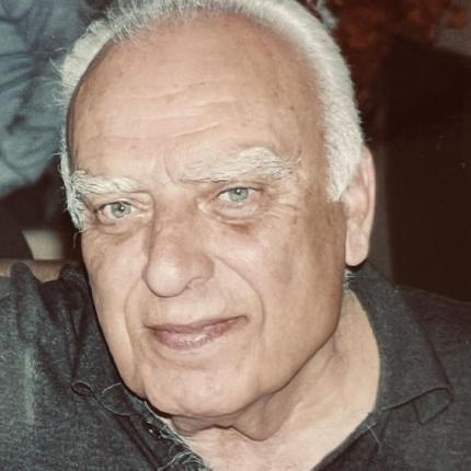 παπυρακης γιατρος