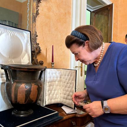 ΜΕΝΔΩΝΗ - ΑΤΤΙΚΟς ΚΡΑΤΗΡΑς