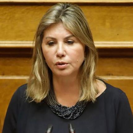 Ζέττα Μακρή