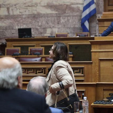 αδειλίνη αποχώρηση τσίπρας