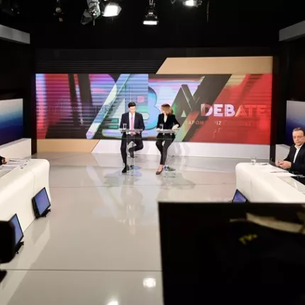 ντιμπειτ συριζα