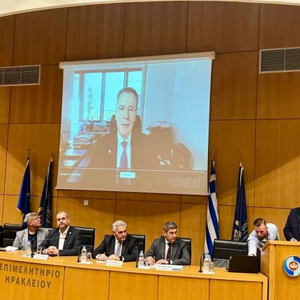 ελληνοαμερικανικο - παραρτημα κρητης
