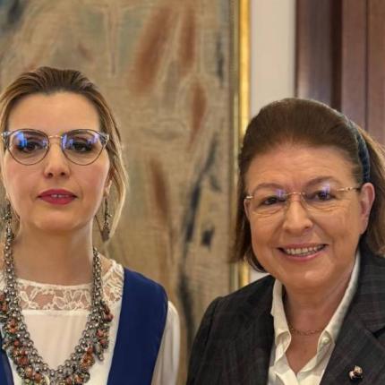 Λίνα Μενδώνη