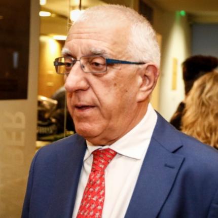 νικητας κακλαμανης