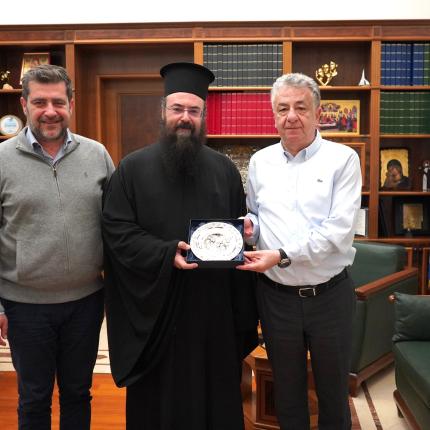 Σταύρος Αρναουτάκης, Μητροπολίτης Πέτρας και Χερρονήσου κ. Γερασιίμος , Γιάννης Ανδρουλάκης.