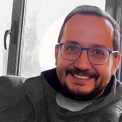 βασίλης καλογήρου