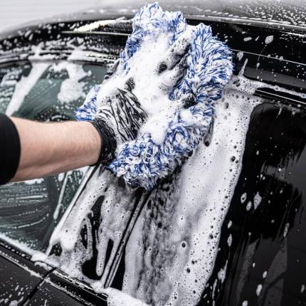 πλυντήριο αυτοκινήτων (φωτογραφία από create.vista.com)