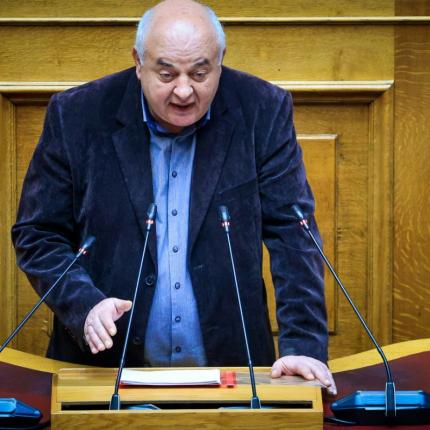 καραθανασόπουλος ΚΚΕ