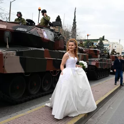 νυφη 25η μαρτιου