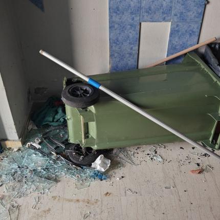 βανδαλισμος  δημοτικου σχολειου ηρακλειο