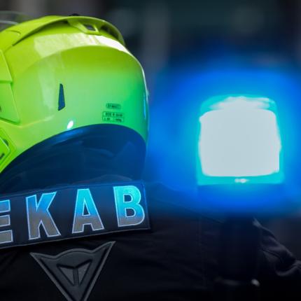 ΕΚΑΒ - διασώστης