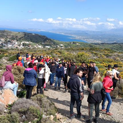 πεζοπορική διαδρομή στην Κοινότητα Ροδωπού 