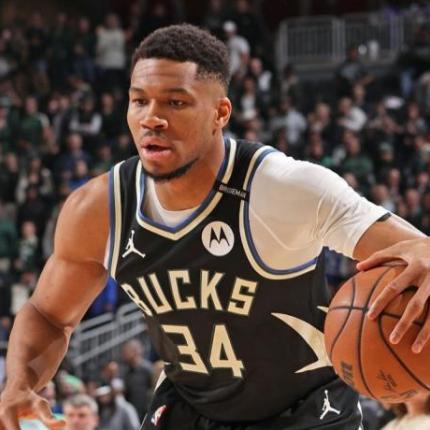 ΑΝΤΕΤΟΚΟΥΝΜΠΟ