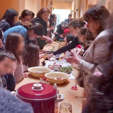 βικελαία κόκκινα αυγά