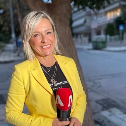 σούζη καζαντζίδου