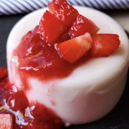 πανακότα, γλυκό, φράουλες