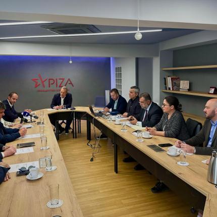 ΜΑΜΟΥΛΑΚΗΣ ΕΠΙΧΕΙΡΗΜΑΤΙΚΟΙ ΦΟΡΕΙΣ
