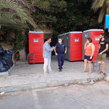 συντυχακης πρόσφυγες