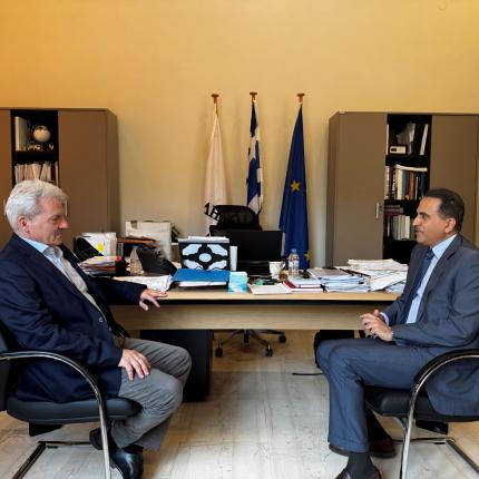 Ο Αλέξης Καλοκαιρινός με τον Πρέσβη του Κατάρ 