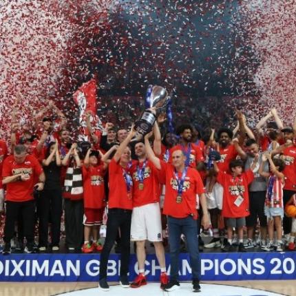 ΟΛΥΜΠΙΑΚΟΣ πρωταθλητης