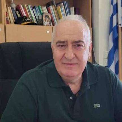 γιαννης παπαδομαρκακης