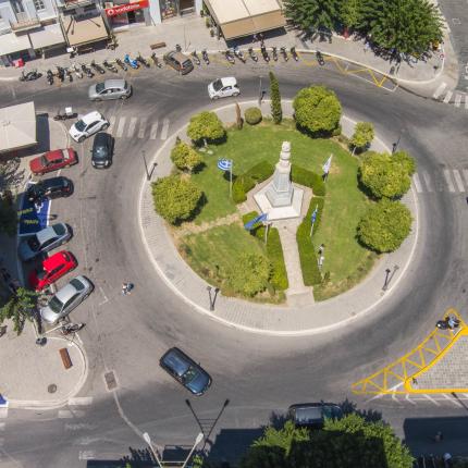  κεντρική πλατεία Αγιου Νικολαου