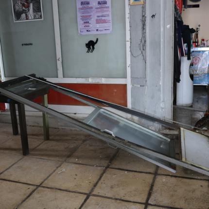 καφενείο ζημιές