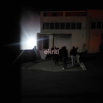 φωτιά - αποθήκη Επισκοπή 