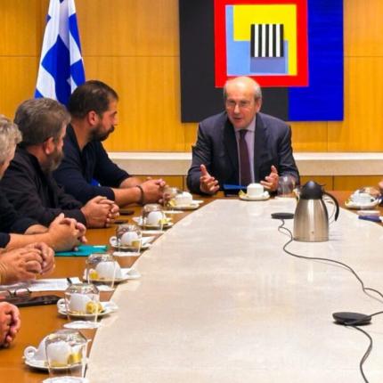 χατζηδάκης κτηνοτρόφοι