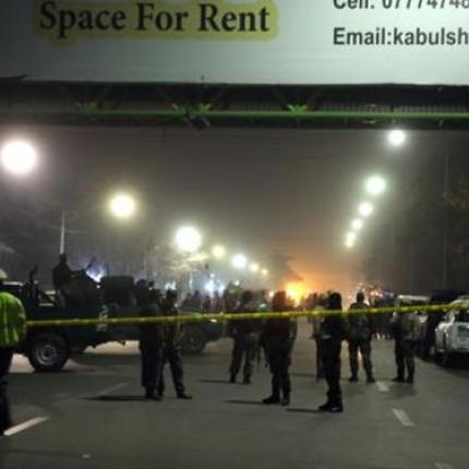 Έφηβος καμικάζι χτύπησε γαλλικό λύκειο στο Αφγανιστάν, ένας γερμανός νεκρός