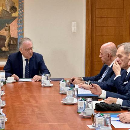 συναντηση θεοδωρικάκου Συνάντηση του Υπουργού Ανάπτυξης με τον Σύνδεσμο Επιχειρήσεων και Βιομηχανιών