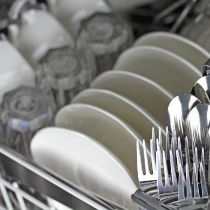 μαχαιροπίρουνα