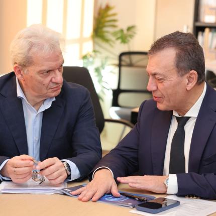 Βρούτσης - Λοτζια