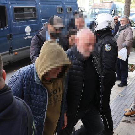 συλληφθέντες κύκλωμα