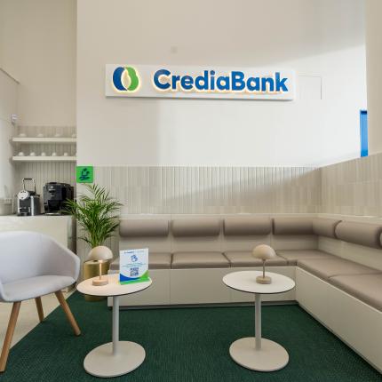 Φωτογραφία του ανανεωμένου καταστήματος CrediaBank στην Λ. Κνωσσού