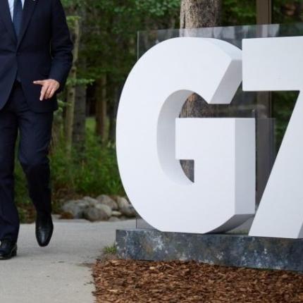 G7