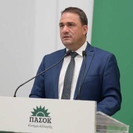 πασοκ τσουκαλας
