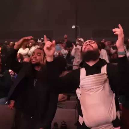 εκκλησία, ουρά