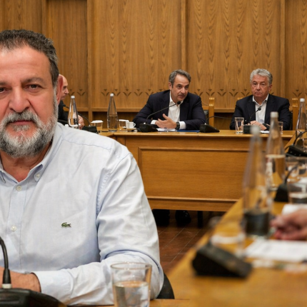 Βασίλης Κεγκέρογλου 