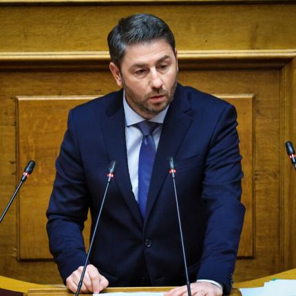 ανδρουλακης - βουλη 