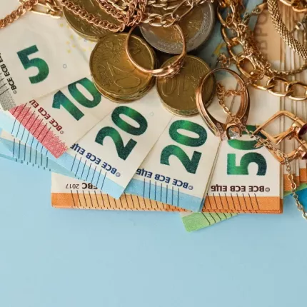 χρυσαφικά - χρήματα 